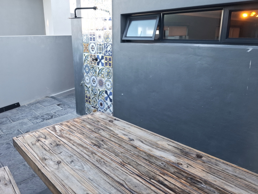 To Let 2 Bedroom Property for Rent in Bloubergstrand Western Cape